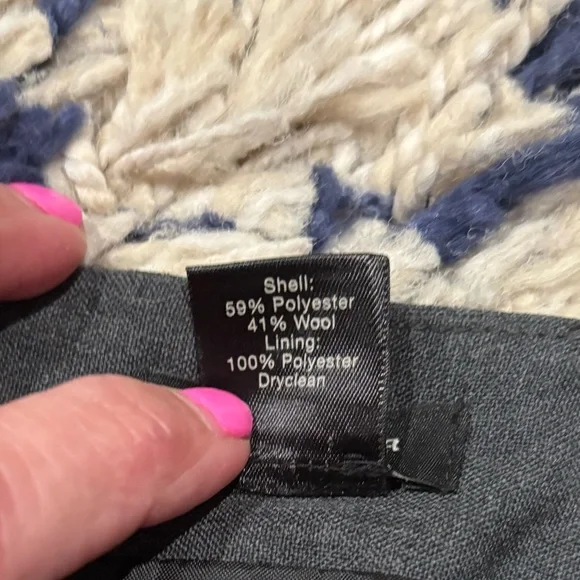 Ann Taylor signature 3 piece gray suit set - blazer (10), skirt and pants (8) - Picture 5 of 15